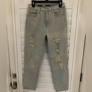 Wild Fable Light Wash Ripped Boyfriend Jeans